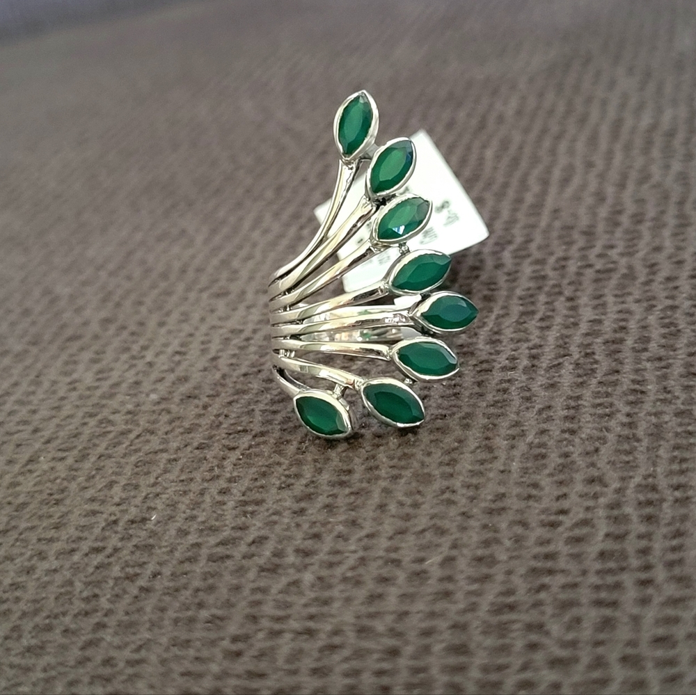 Shivam Cascading Green💚 Onyx Petals Ring💍 - NWT - Picture 10 of 16